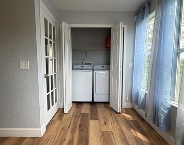 5168 Conroy Road - Photo Thumbnail 5