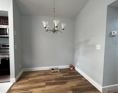 5168 Conroy Road - Photo Thumbnail 5