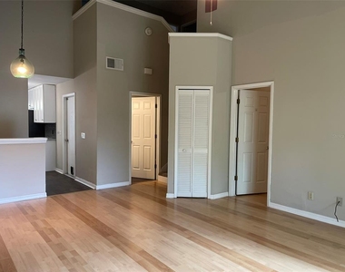 245 Alston Drive - Photo Thumbnail 7