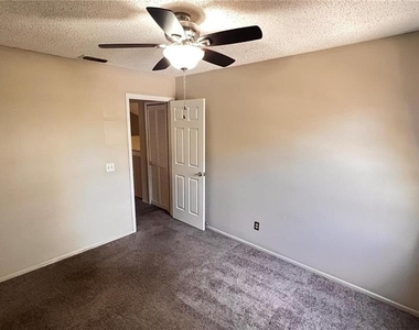 245 Alston Drive - Photo Thumbnail 15