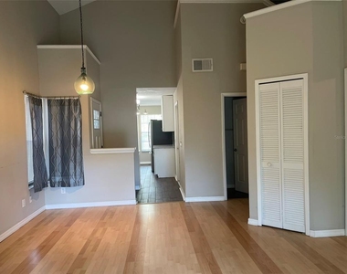 245 Alston Drive - Photo Thumbnail 6