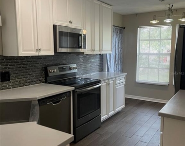 245 Alston Drive - Photo Thumbnail 3