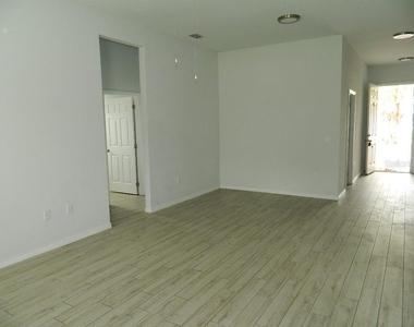 1509 Regan Avenue - Photo Thumbnail 7