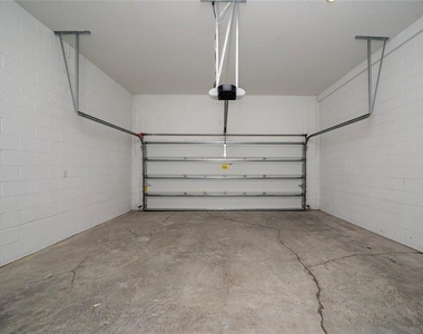 2408 Celebration Boulevard - Photo Thumbnail 23
