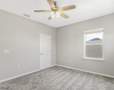 30053 Island Club Drive - Photo Thumbnail 25
