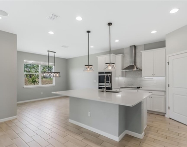 30053 Island Club Drive - Photo Thumbnail 5