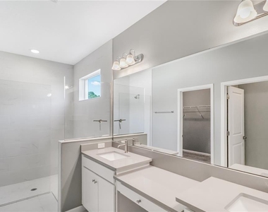 30053 Island Club Drive - Photo Thumbnail 8