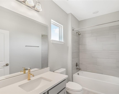 30053 Island Club Drive - Photo Thumbnail 20