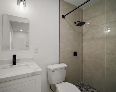 14884 Sw 35th Circle - Photo Thumbnail 15
