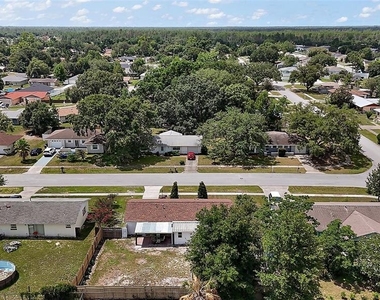 14884 Sw 35th Circle - Photo Thumbnail 26