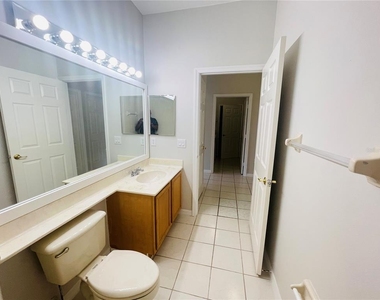 1738 Golfview Drive - Photo Thumbnail 19