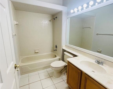 1738 Golfview Drive - Photo Thumbnail 20