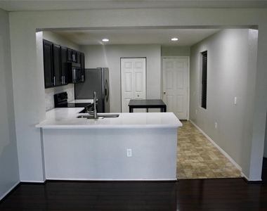 1017 Chalcedony Street - Photo Thumbnail 4