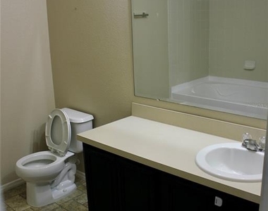 1017 Chalcedony Street - Photo Thumbnail 15