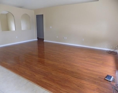 1411 S Mary Street - Photo Thumbnail 8