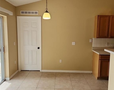 1411 S Mary Street - Photo Thumbnail 6