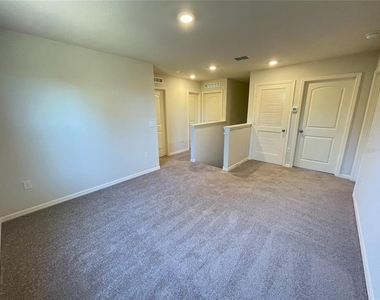1630 Tench Court - Photo Thumbnail 9