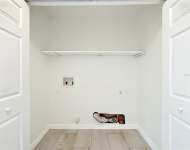 650 Whittingham Place - Photo Thumbnail 44