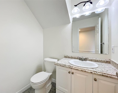 650 Whittingham Place - Photo Thumbnail 29