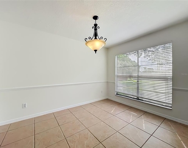 650 Whittingham Place - Photo Thumbnail 15