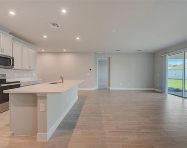 5324 123rd Avenue - Photo Thumbnail 5