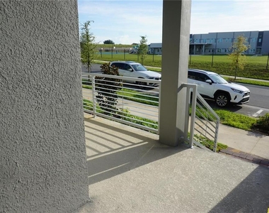 4976 Citrus Leaf Boulevard - Photo Thumbnail 7