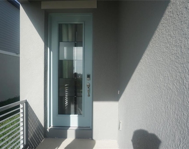 4976 Citrus Leaf Boulevard - Photo Thumbnail 8