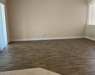 4360 Bending Branch Ln - Photo Thumbnail 7