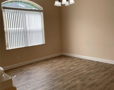 4360 Bending Branch Ln - Photo Thumbnail 8
