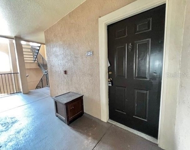 5554 Metrowest Boulevard - Photo Thumbnail 4
