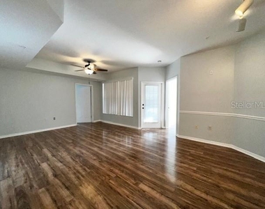 5554 Metrowest Boulevard - Photo Thumbnail 14
