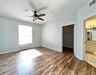 5554 Metrowest Boulevard - Photo Thumbnail 22