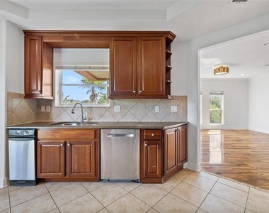7532 Toscana Boulevard - Photo Thumbnail 18