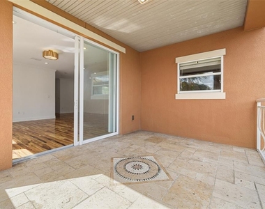 7532 Toscana Boulevard - Photo Thumbnail 22