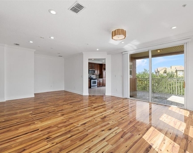 7532 Toscana Boulevard - Photo Thumbnail 11