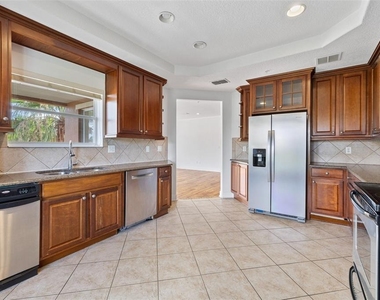 7532 Toscana Boulevard - Photo Thumbnail 17