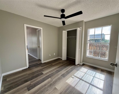 6521 Garden Spring Court - Photo Thumbnail 13