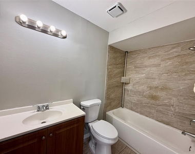 6521 Garden Spring Court - Photo Thumbnail 10