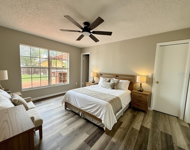 6521 Garden Spring Court - Photo Thumbnail 7
