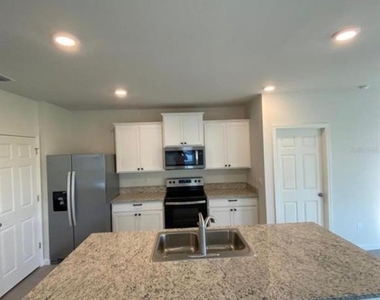 822 Se Remington Green Drive - Photo Thumbnail 62