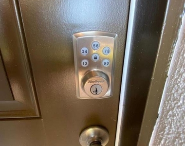 822 Se Remington Green Drive - Photo Thumbnail 2