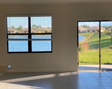 822 Se Remington Green Drive - Photo Thumbnail 65