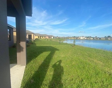822 Se Remington Green Drive - Photo Thumbnail 37