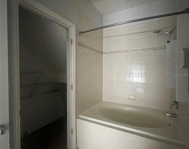 14392 Bridgewater Crossings Boulevard - Photo Thumbnail 19