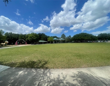14392 Bridgewater Crossings Boulevard - Photo Thumbnail 32
