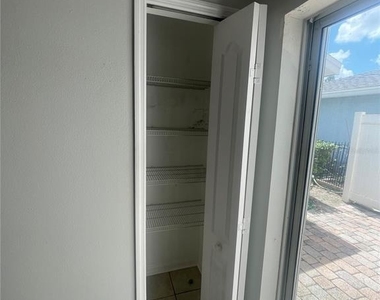 14392 Bridgewater Crossings Boulevard - Photo Thumbnail 11