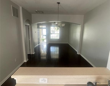 14392 Bridgewater Crossings Boulevard - Photo Thumbnail 10