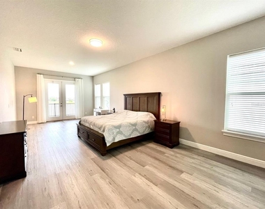 7759 Green Mountain Way - Photo Thumbnail 21