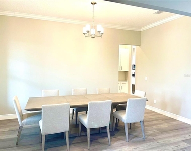 7759 Green Mountain Way - Photo Thumbnail 8