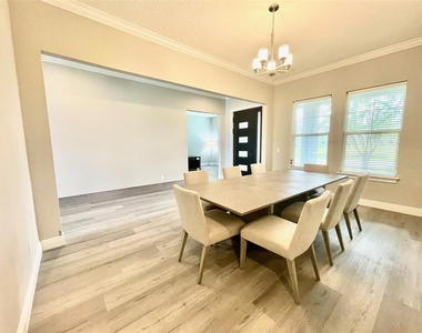 7759 Green Mountain Way - Photo Thumbnail 7